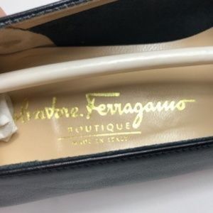 Salvatore Ferragamo Drusilla Navy Calf Pump 10 1/2